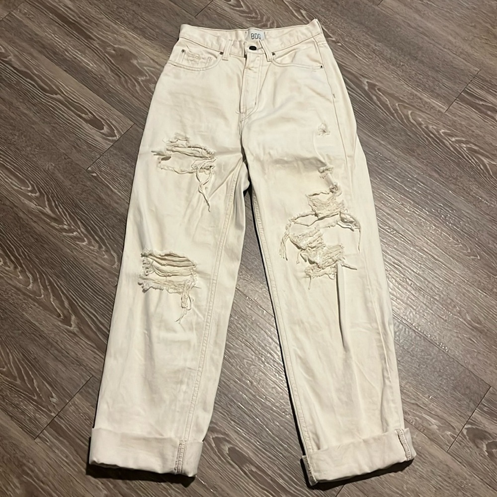 BDG White/cream Ripped Jeans